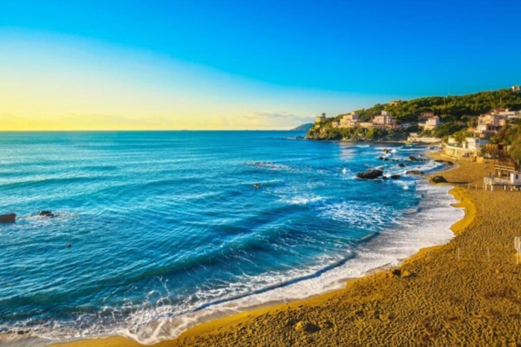 Appartamento A 50 Mt Dal Mare Rosignano Solvay Exteriör bild